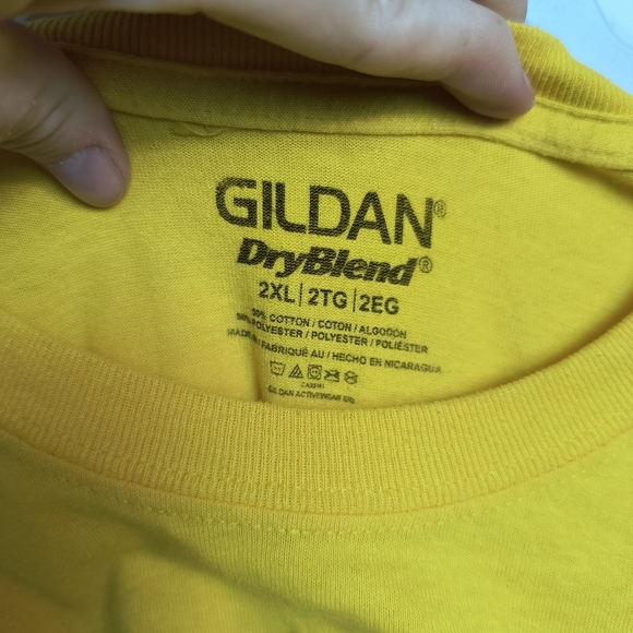 Rabbit Winnie the Pooh graphic T-shirt yellow 2X - Picture 5 of 8